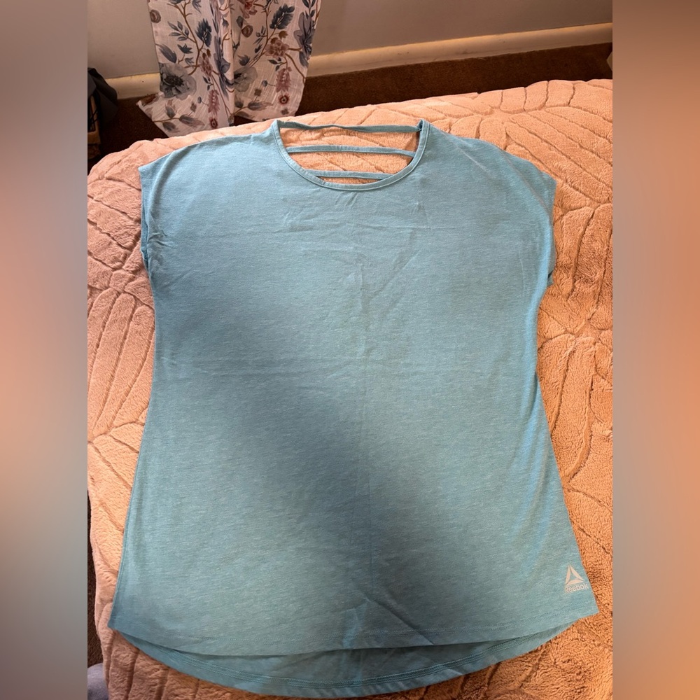 Reebok short sleeve tee shirt